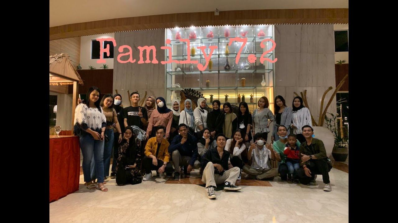 Keseruan buka bersama | vista hotel