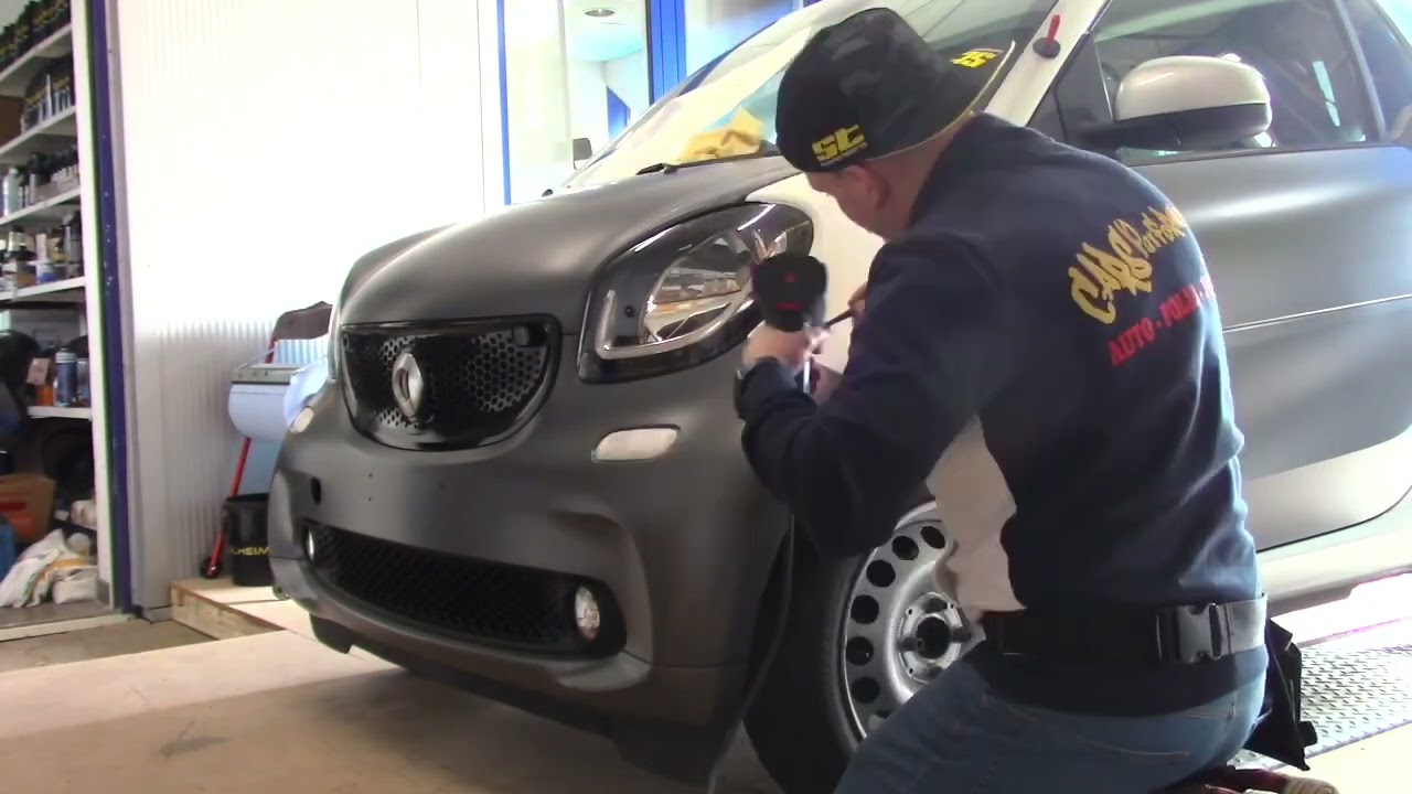 Smart Fortwo wird weiß. Carwrapping. Vollfolierung