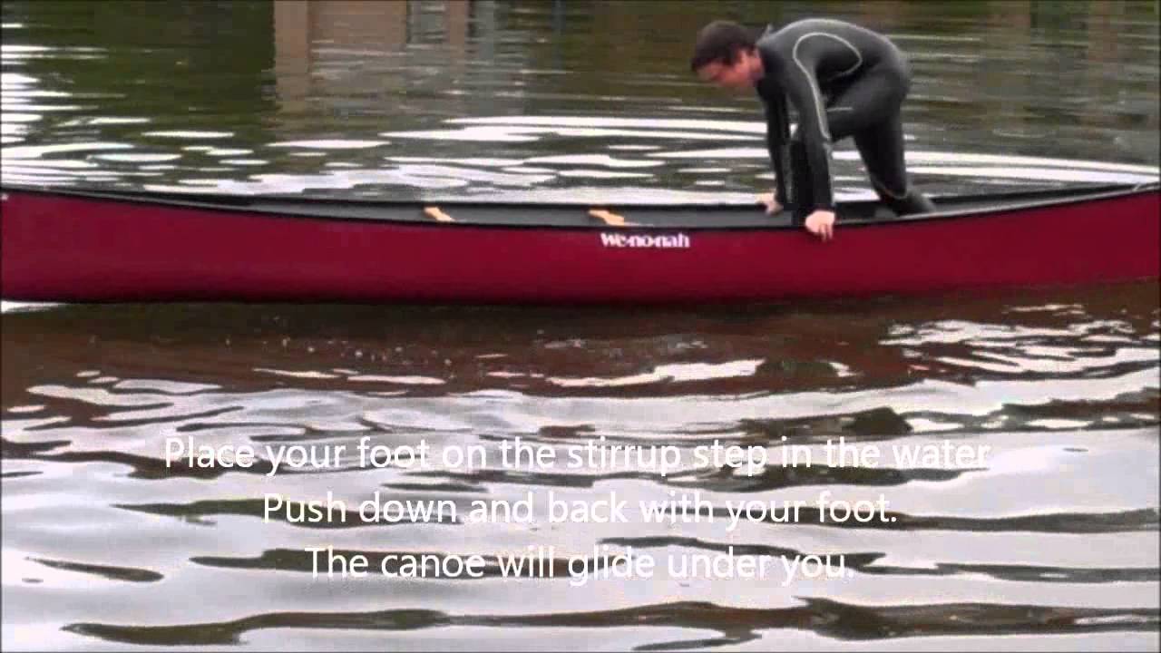 Canoe stirrup re-entry assist