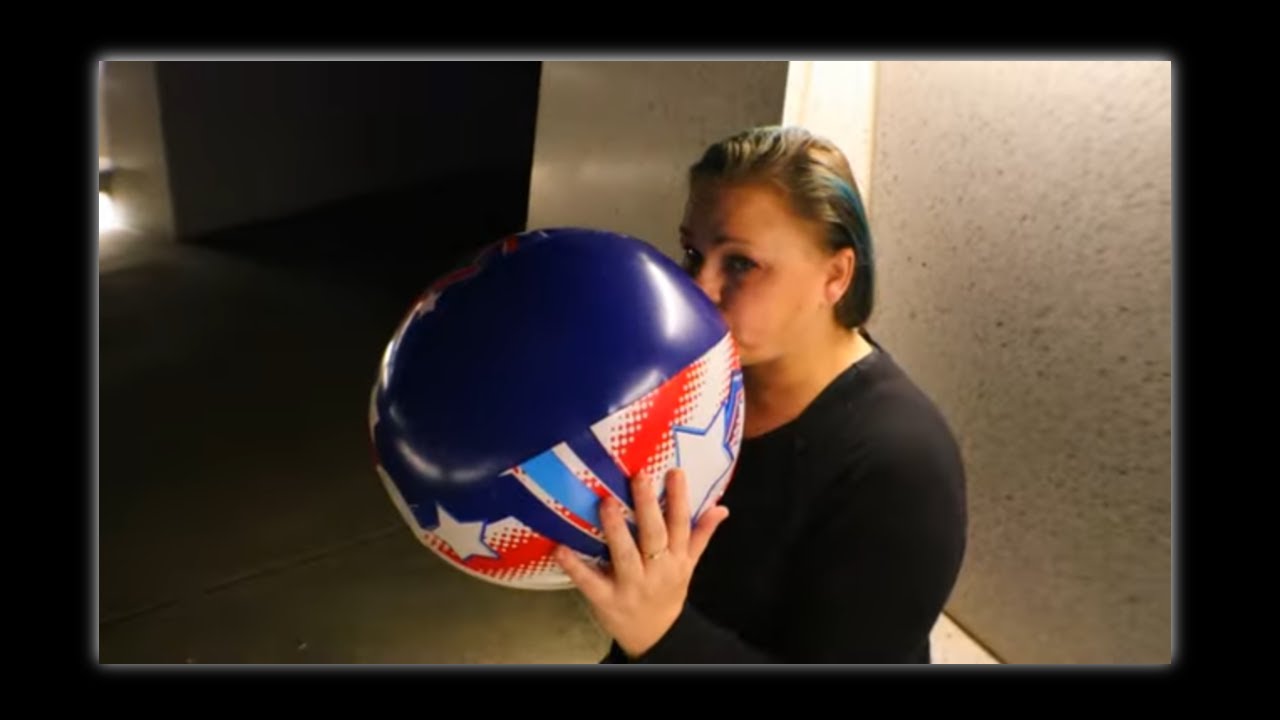 Beach Ball ASMR Filmed on Canon M50 in low lighting.