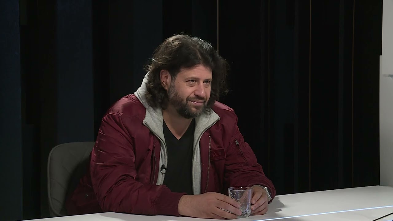 Magánbeszélgetés - Puzsér Róbert (Juszt László műsora 2025 10 23)