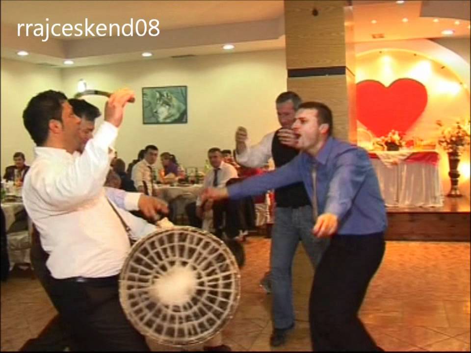 Valle dyshe......Rrajce!