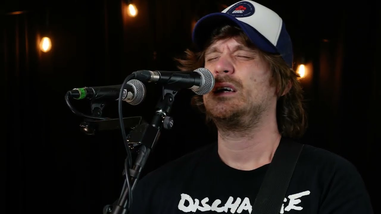 Eamon McGrath - Hold Me Never Let Me Go (Live at CKUA)