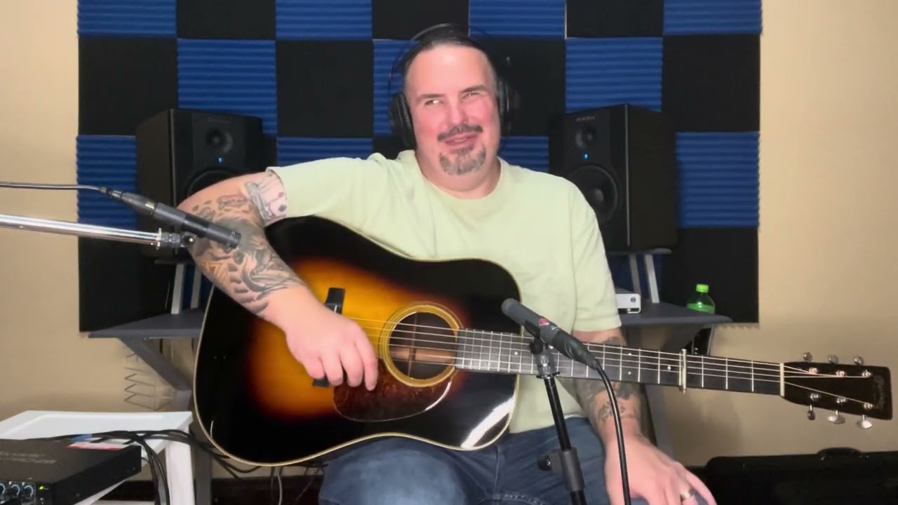 Demo of C.F Martin 1935 D-28 Sunburst