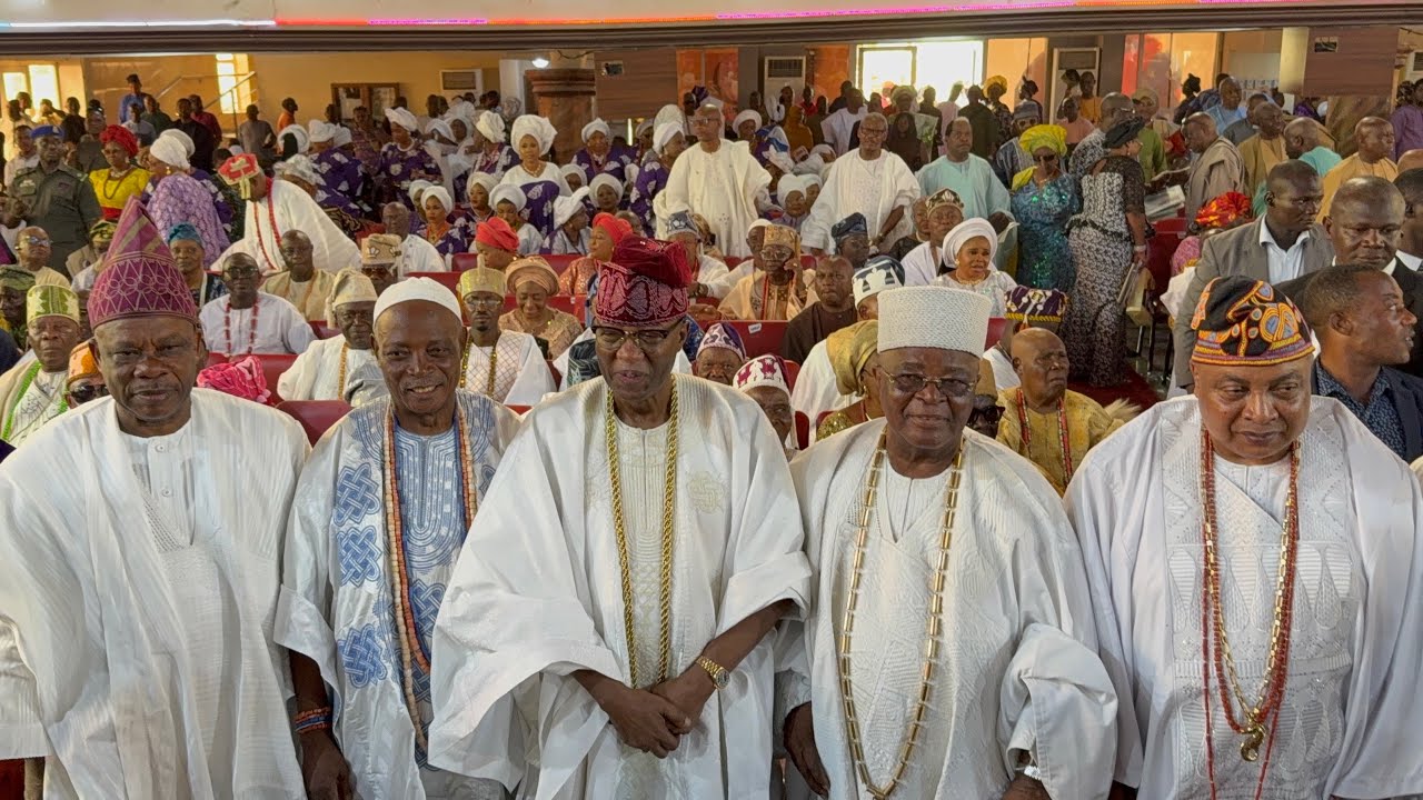 SEE WHAT HAPPENED AS  IBIKUNLE AMOSUN AND OLUBADAN EXCHANGE WORDS AT GBENGA DANIEL 70TH BIRTHDAY