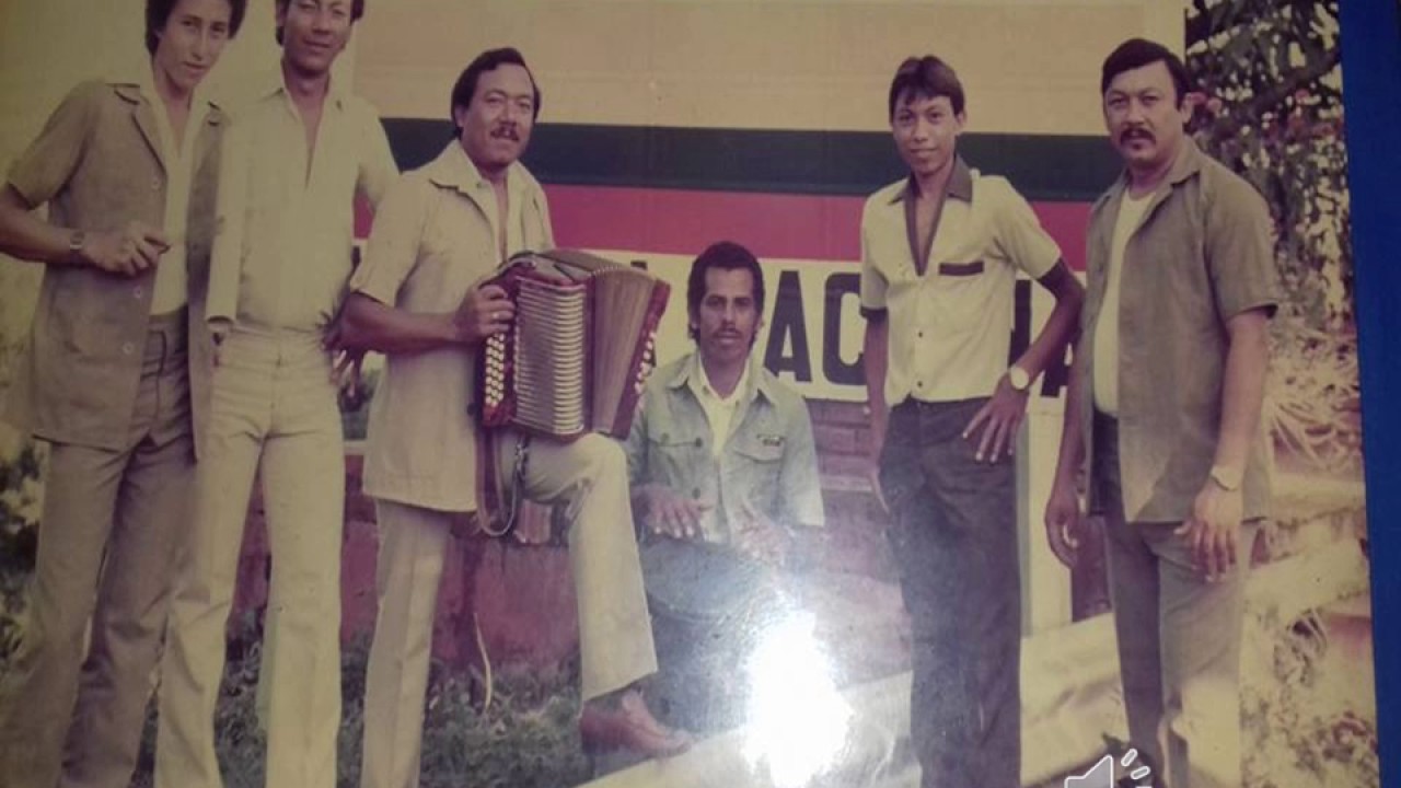 LA MARGENTINA, HERMANOS MARQUEZ