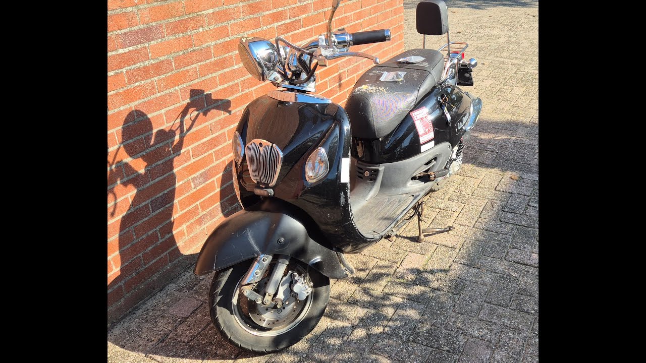 Scooter komt niet op snelheid - gescheurd membraan - La Souris China Scooter 4T GY6 motor 50cc