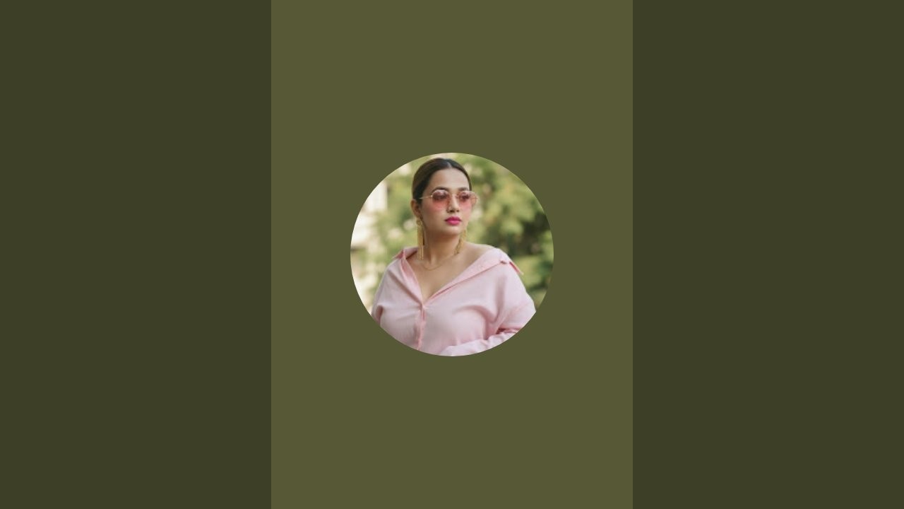 Shilpa Singh  is live