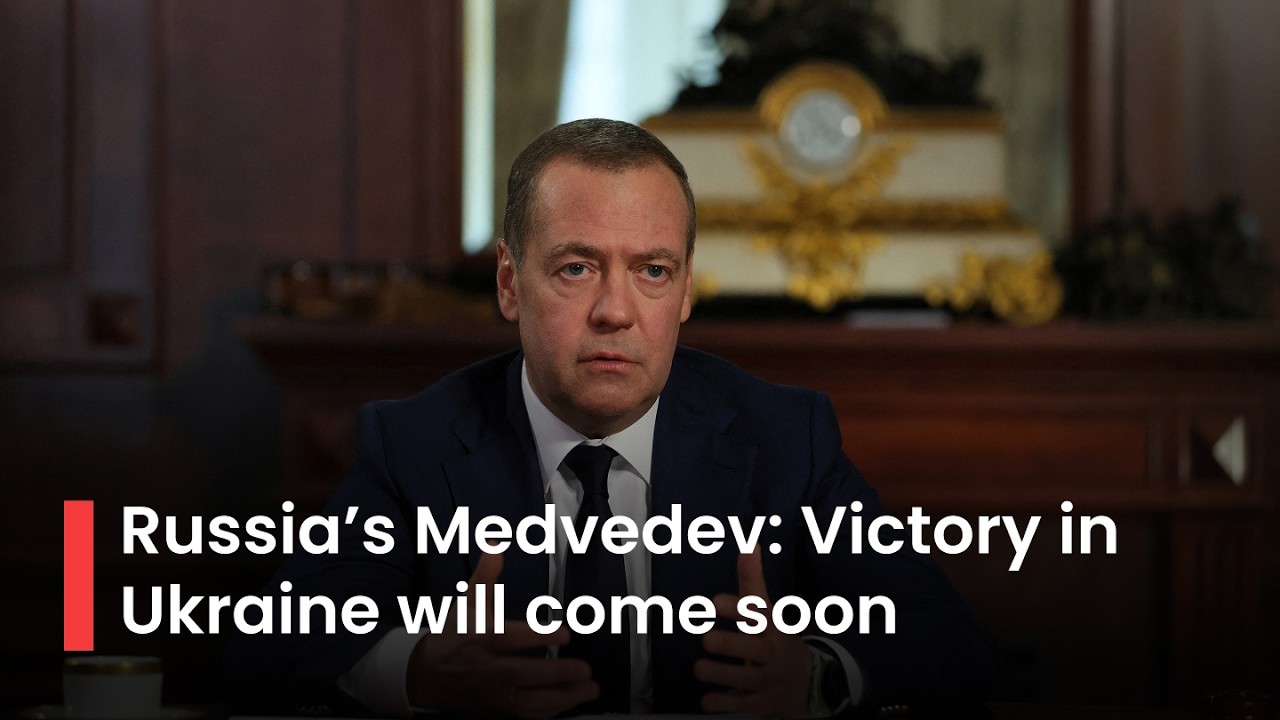 Медведев предупреждает Запад, заявляя, что победа России на Украине близка, при этом Москва сигна...