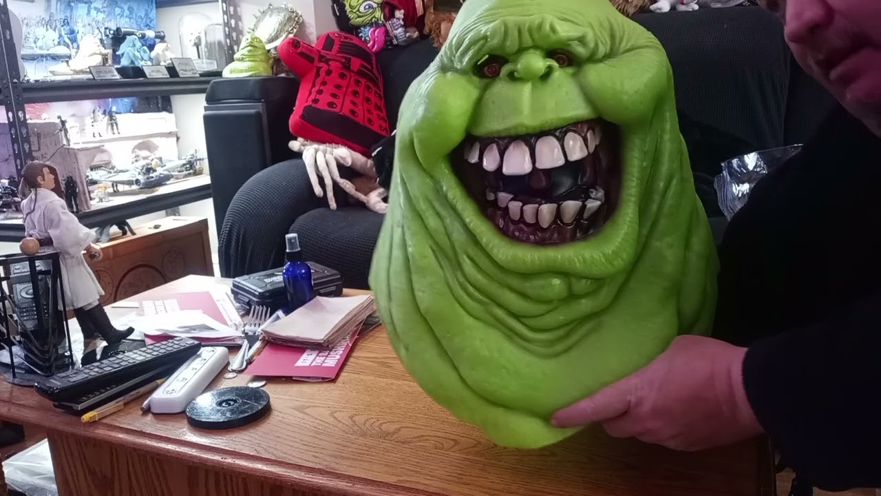 Slimer mask 1984 trick or treat studios unboxing