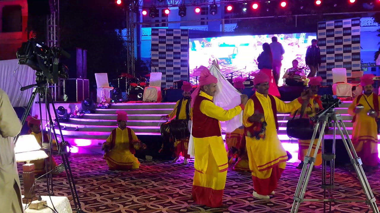 Best Multani Jhoomar Dance at NMU Multan