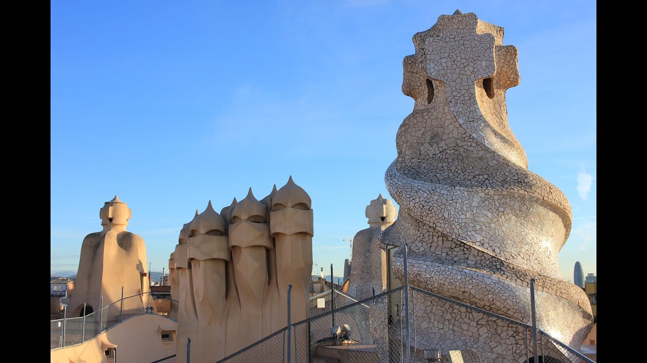Antonio Gaud&iacute;. Крыши Гауди. Palau G&uuml;ell, Park G&uuml;ell, Bodegas G&uuml;ell, Torre Bellesguard,  la Pedrera