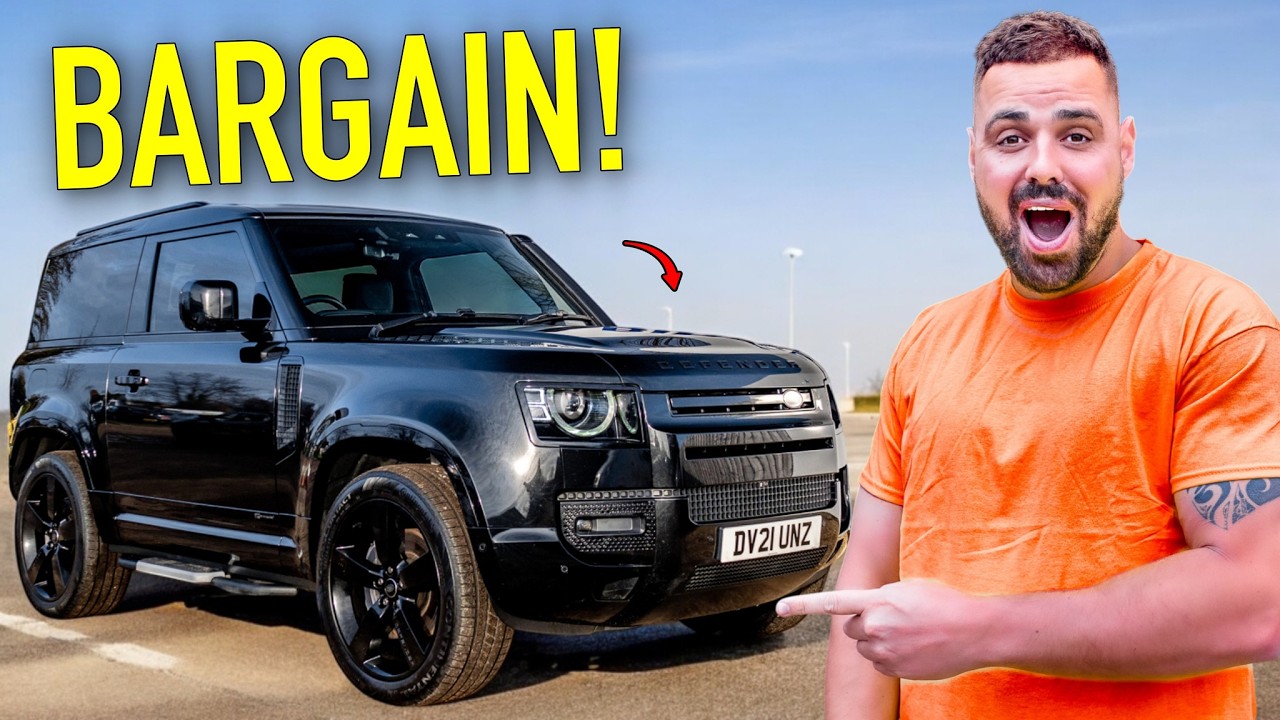 I BOUGHT A CHEAP DEFENDER FROM LAND ROVER! 🤑