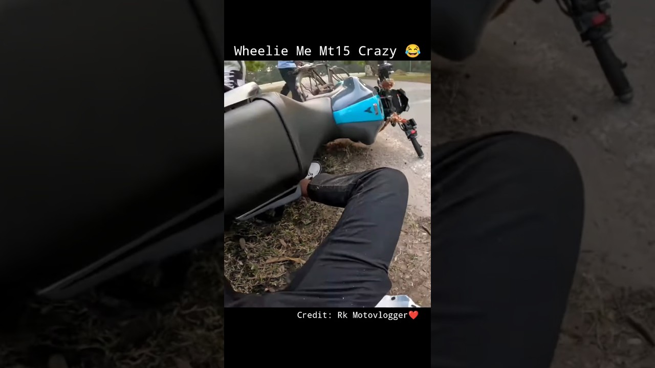 Wheelie Me Mt15 Crash 😢💔 #shorts #ytshorts #bike #rider #mt15 #crash