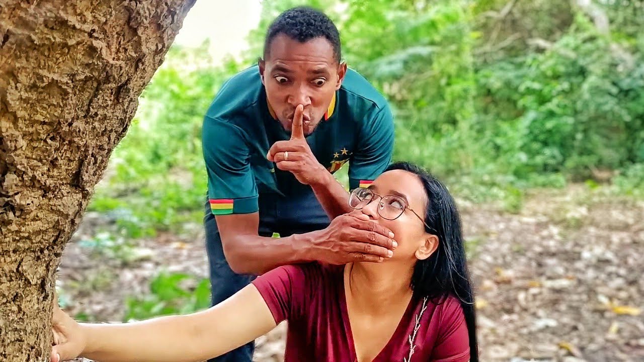 Mulher ciumenta deixa seu marido para trás mas se arrepende amargamente