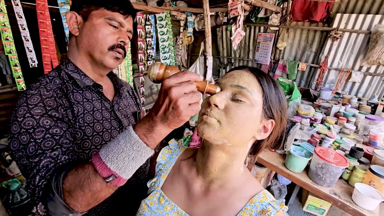 Too Satisfying! 🤯 Ayurvedic Face Massage on the Street | Acupressure Barber