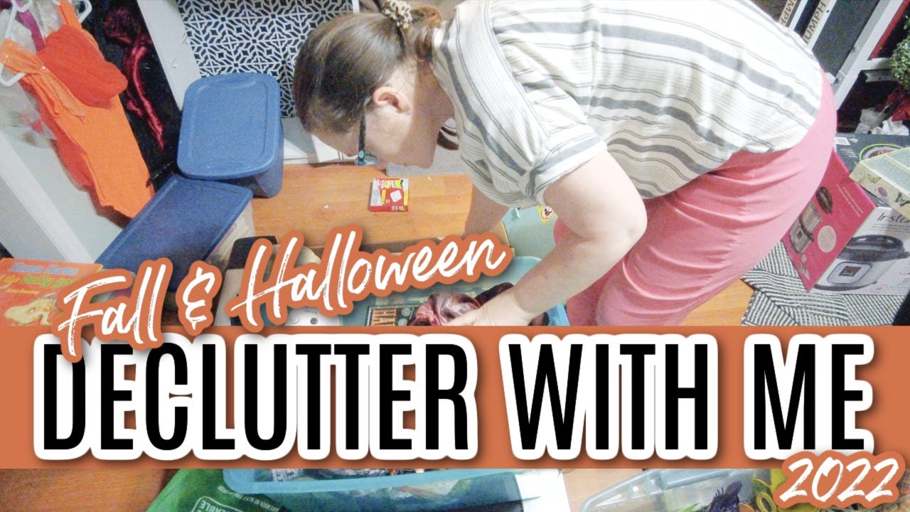 HALLOWEEN AND FALL DECLUTTER WITH ME | DECLUTTER FALL & HALLOWEEN DECOR WITH ME | #declutterwithme