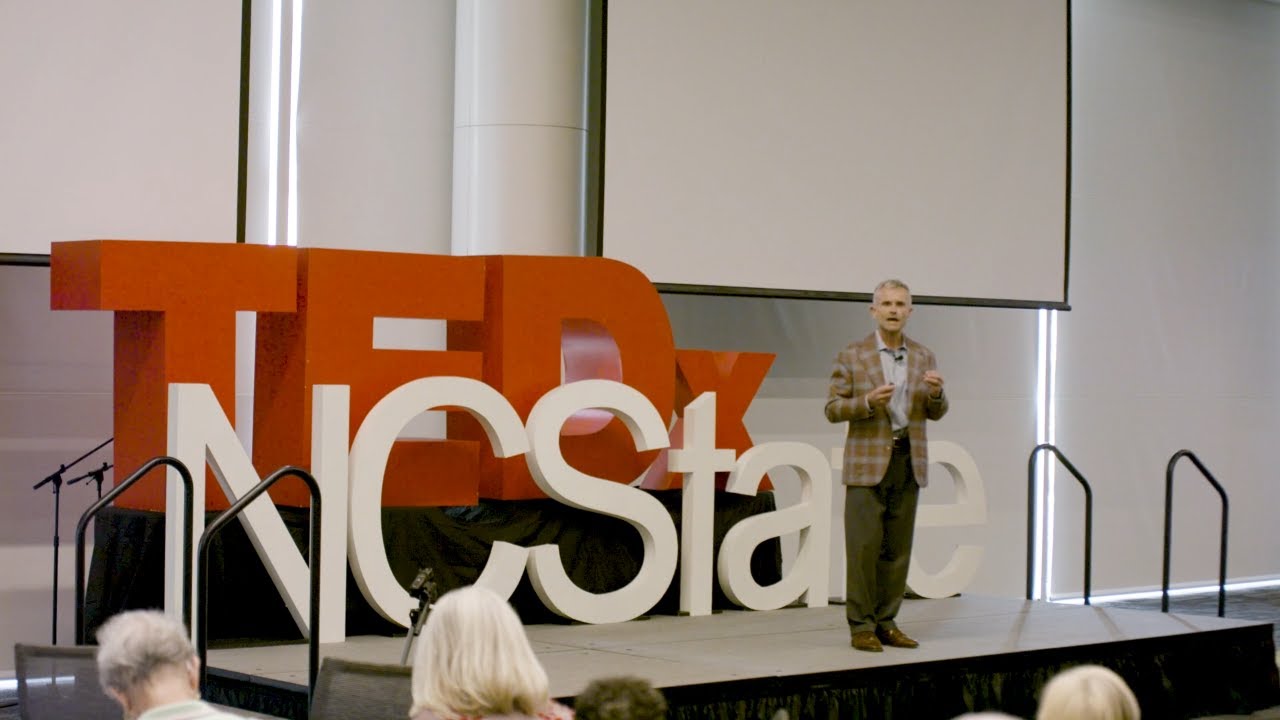 Using dogs and cats for human pain research | Duncan Lascelles | TEDxNCState