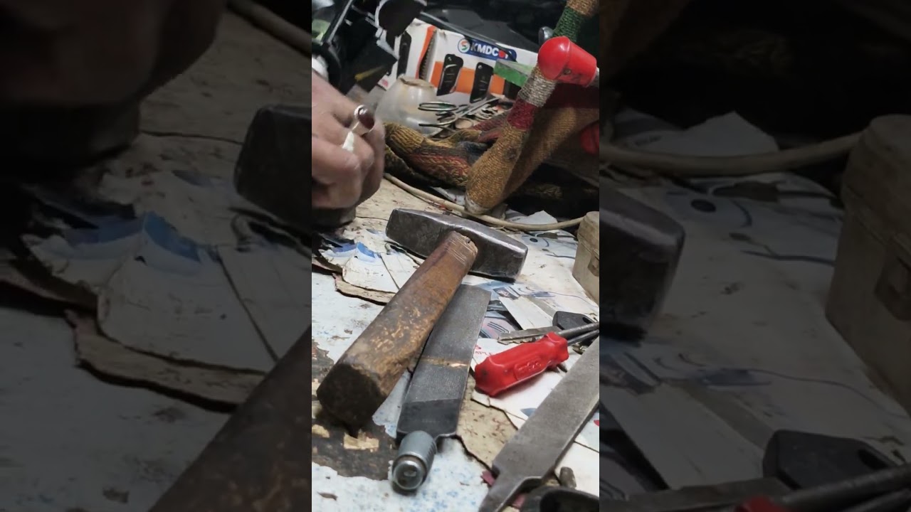Ford Figo lock repairing and key making 
