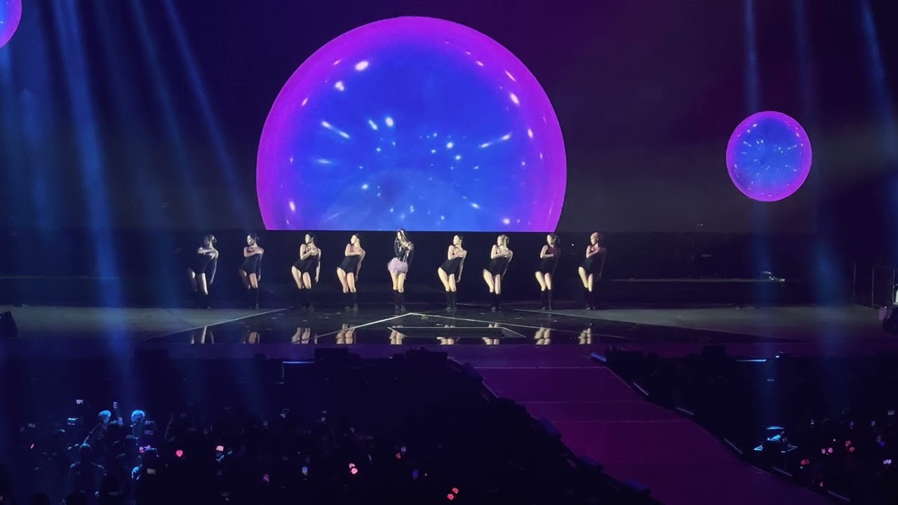 230610 BLACKPINK [BORN PINK] Melbourne Day 1 - 'You & Me' - Jennie