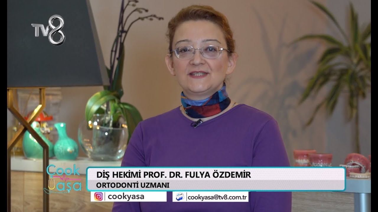 Üst dişler ileride (fırlak) olduğunda ortodontik tedavi. Ortodonti Uzmanı Profesör Fulya Özdemir