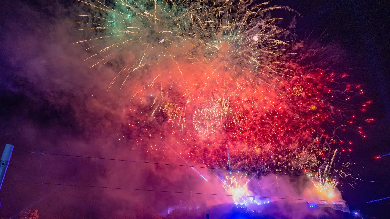 Happy New Year Edinburgh 2026 fireworks. Inc test runs.#edinburgh #fireworks #fireworksdisplay 