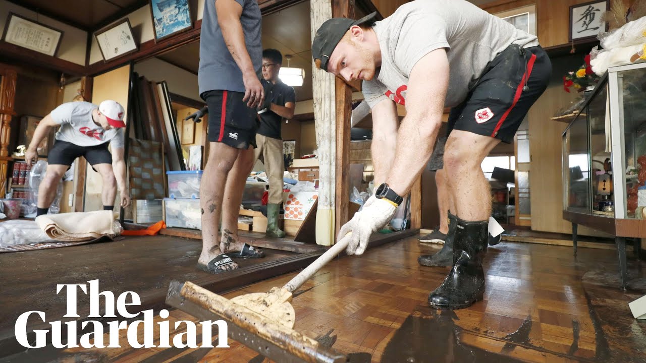 Typhoon Hagibis: Canadian rugby players help clean-up operation in Japan