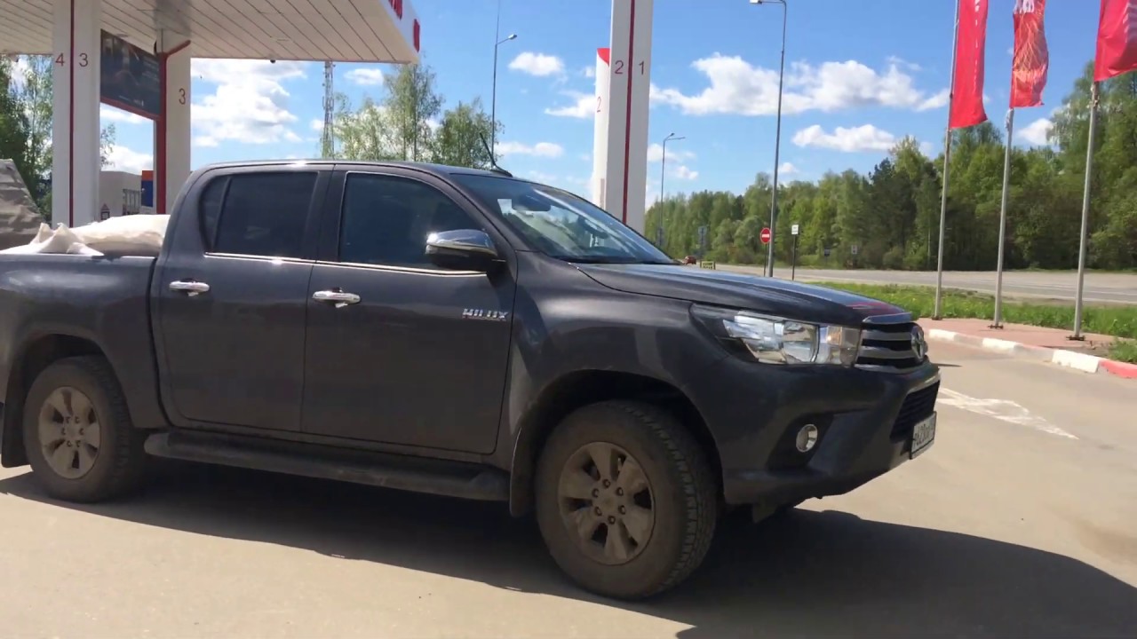 гружу хайлюкс по полной и к нему прицеп полторы тонны