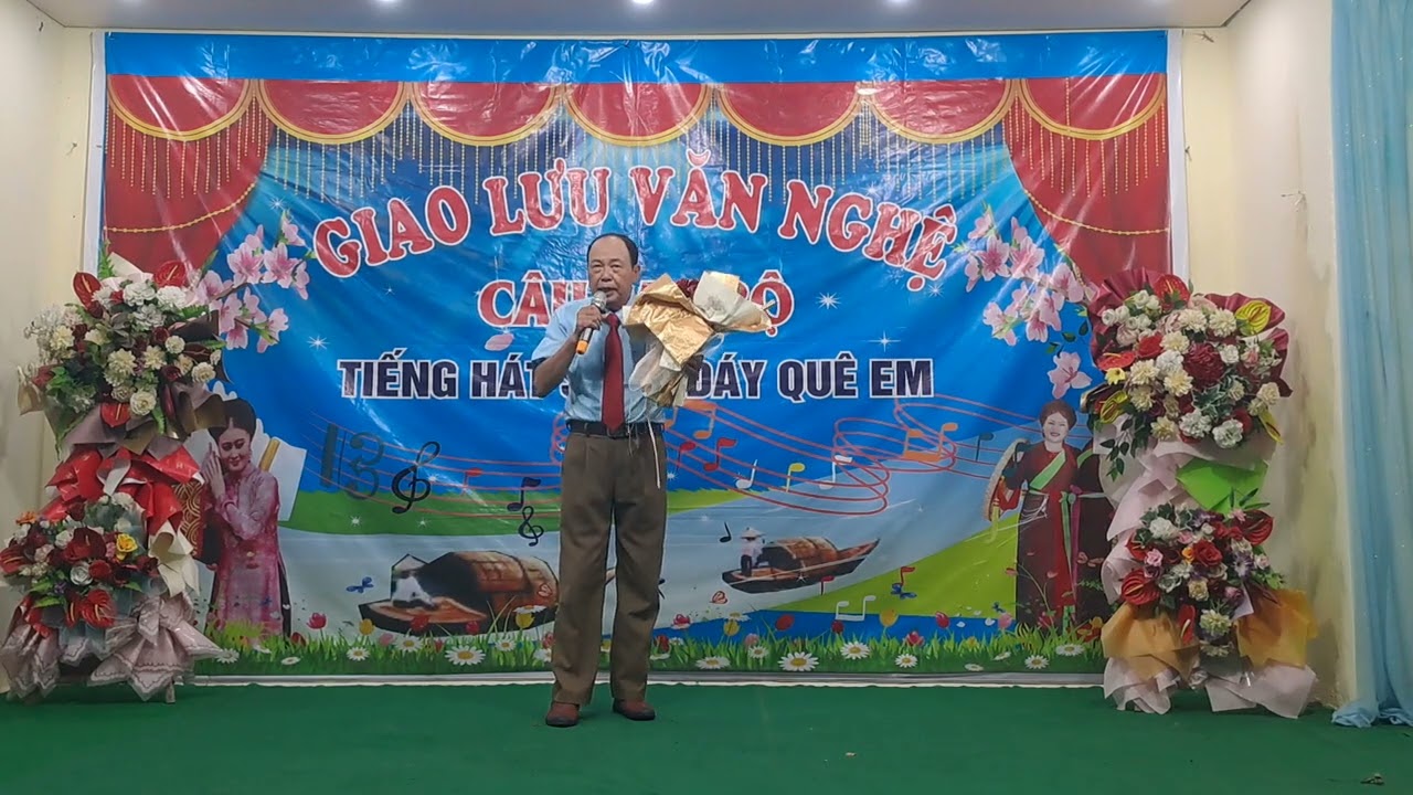 b&agrave;i h&aacute;t ch&egrave;o thương m&atilde;i qu&ecirc; ơi nhiều l&agrave;n điệu do cs Tất Tu tr&igrave;nh b&agrave;y