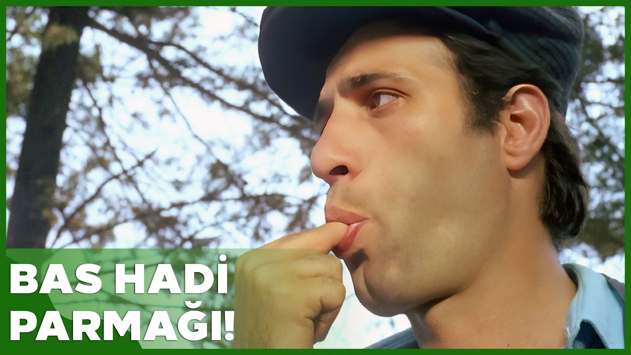 Sakar Şakir Türk Filmi | Şakir ile Fuat'ın Parmak Tartışması!