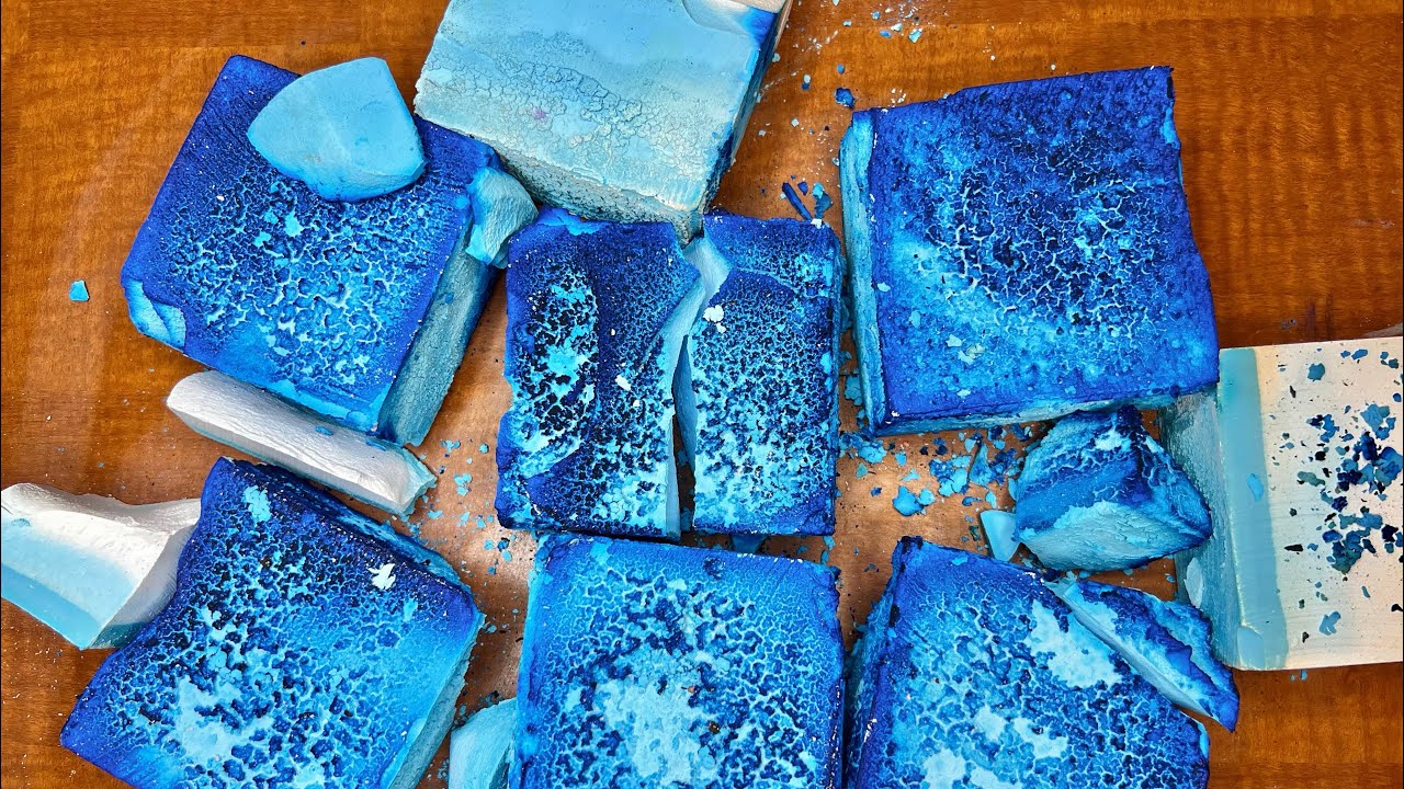 Crusty dyed gym chalk| ASMR| Oddly satisfying|Relaxing