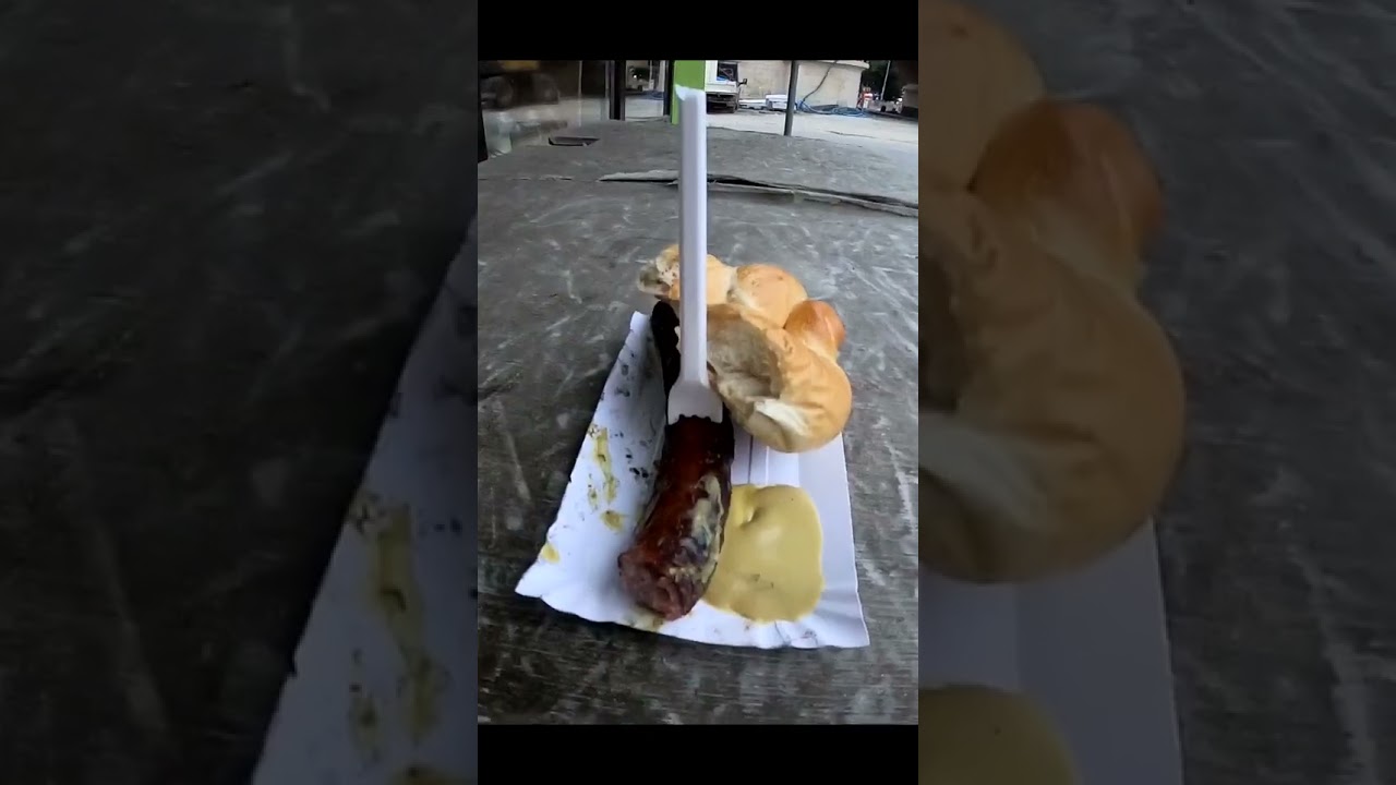 KULTOWE KIEŁBASKI Z NIEBIESKIEJ NYSKI W KRAKOWIE - KOLEJKI NON STOP