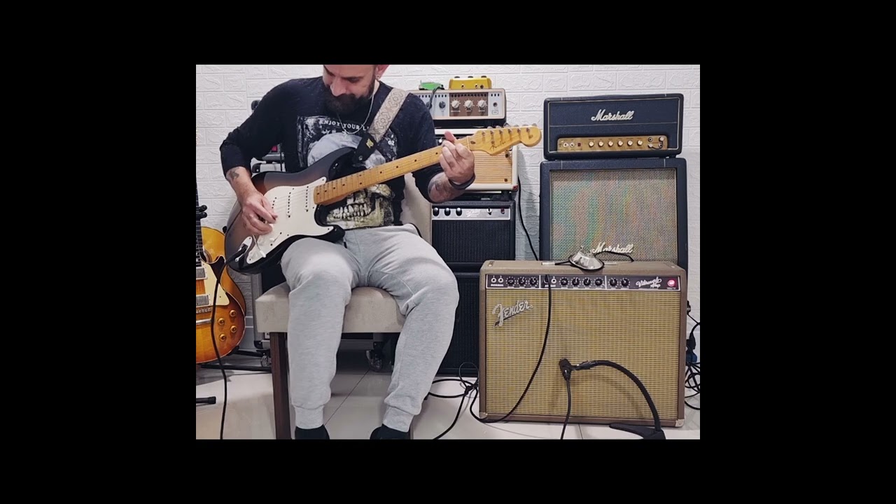 Fender '63 Vibroverb Amp Reissue 40W + Fender Stratocaster '54 Reissue John Cruz 50th Anniversary