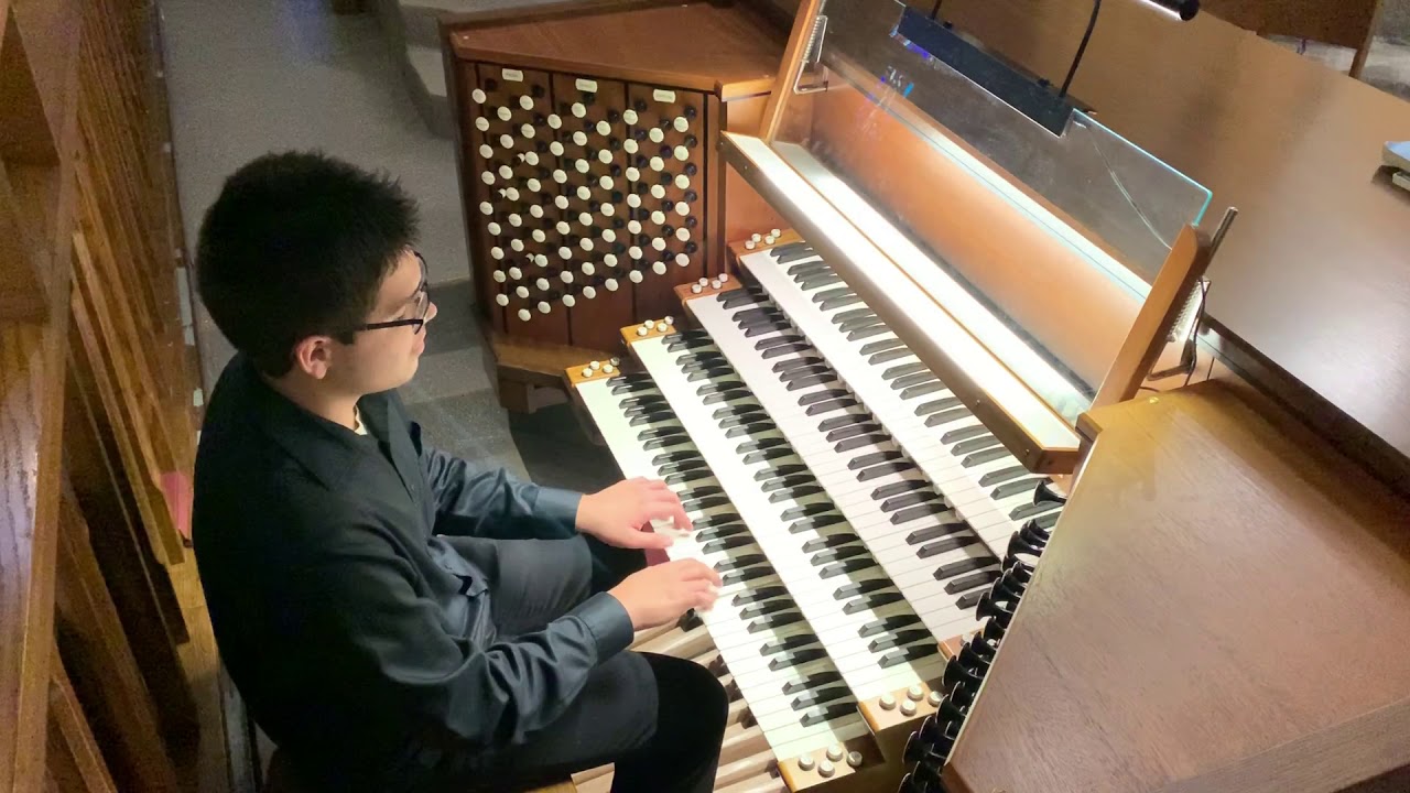 Marco A. Jimenez (organ) - J.S. Bach &mdash; Prelude and Fugue in C Major, BWV 531