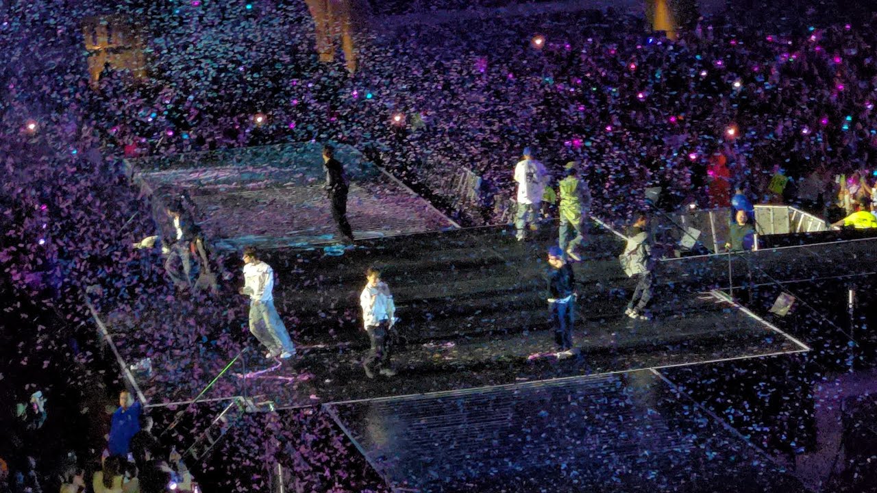 Seventeen New_ Tour in LA Day 1 Part 31 Eyes On You