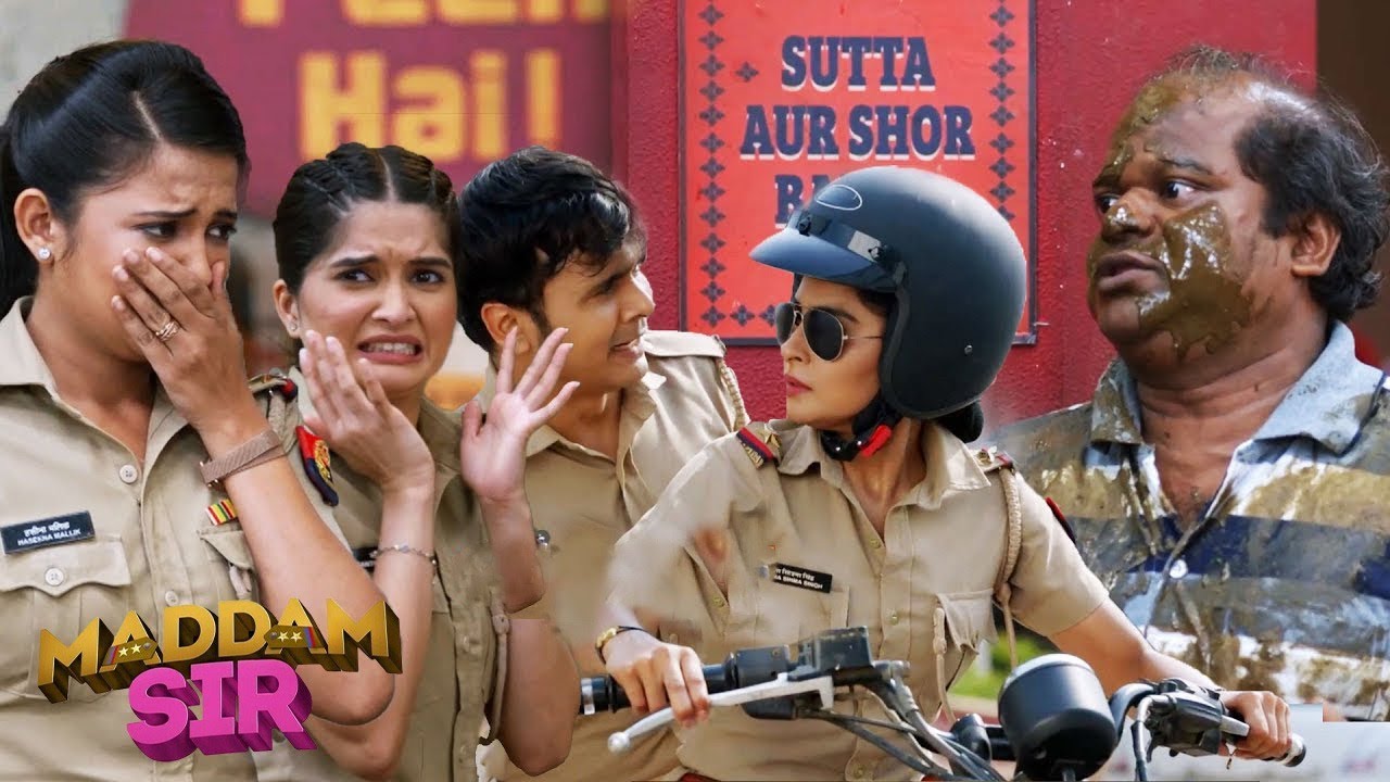 Karishma Singh ने उड़ाया Billu के ऊपर गोबर | Madam Sir | Best Comedy Show | Hindi TV Serial