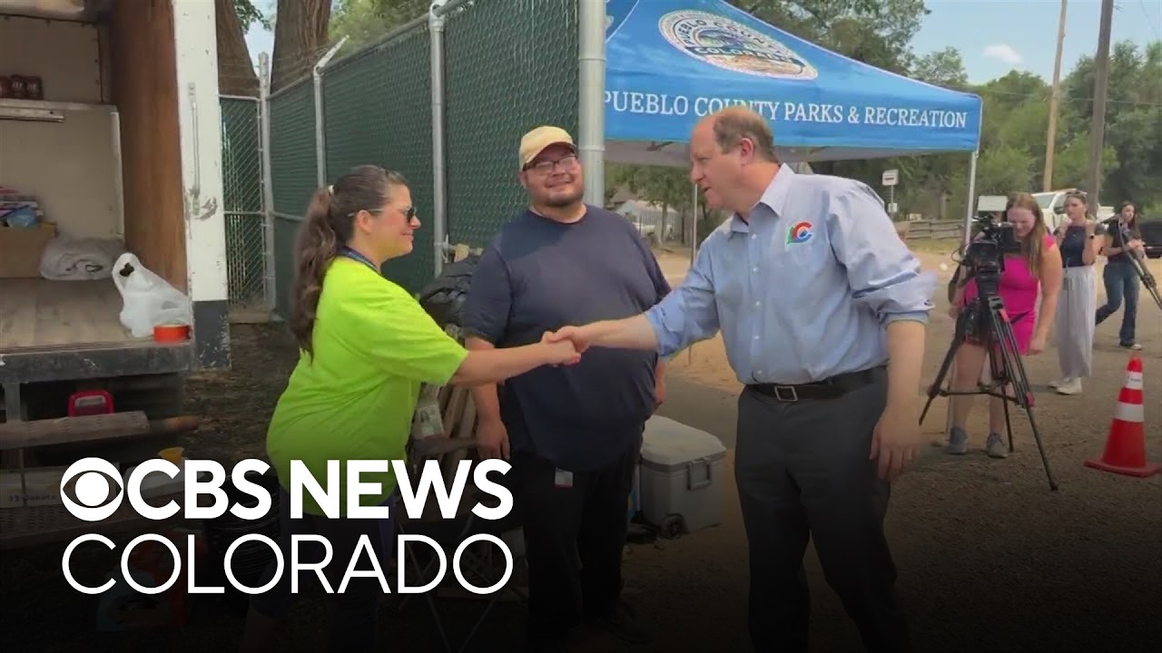 National support pours in to help Colorado firefighters battle large wildfires