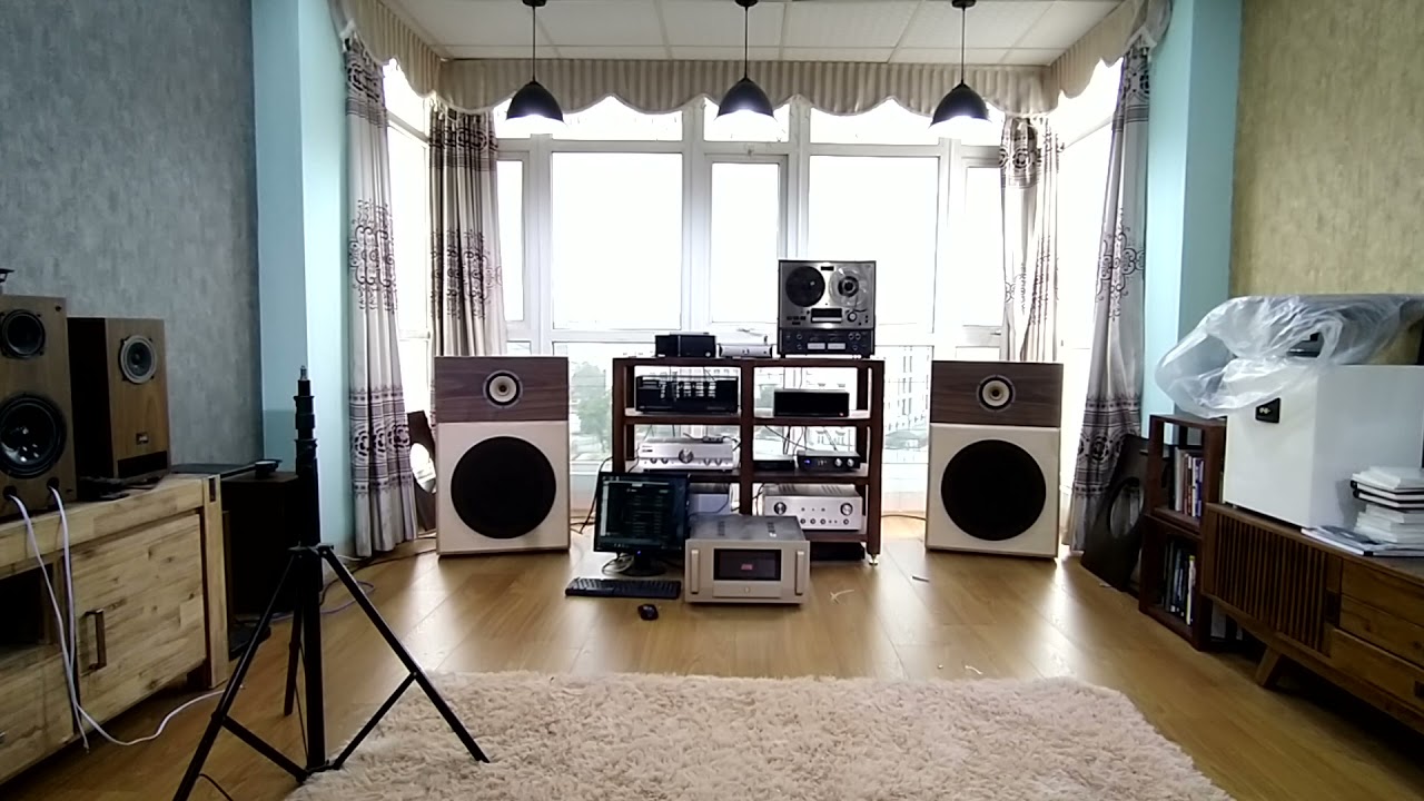 Clip test loa v&aacute;n hở 2 way Lii Audio W-15 chơi bass v&agrave; Lii Audio Silver-6 chơi mid v&agrave; treble).