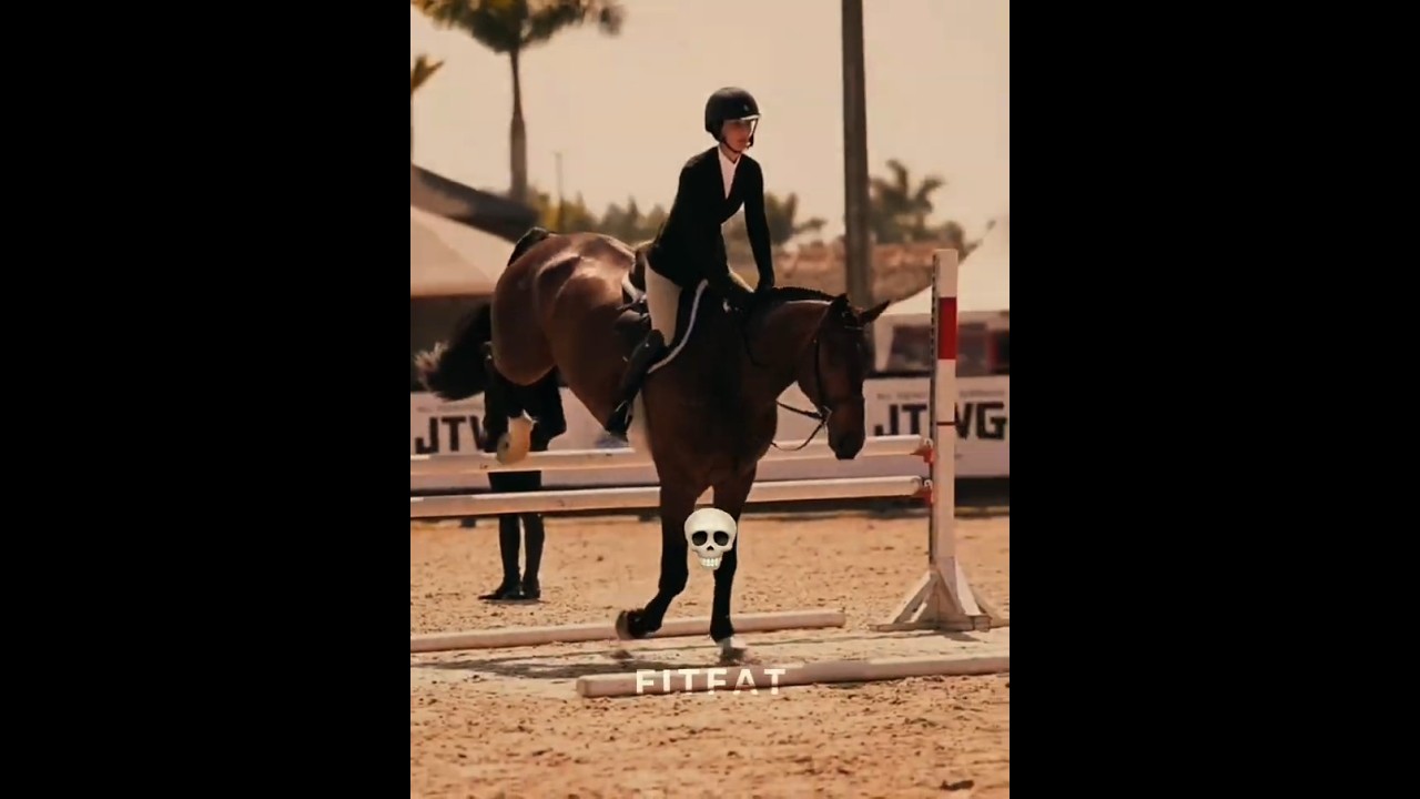 Bella's horse back riding 😱 #bellahadid #gigihadid #kendalljenner