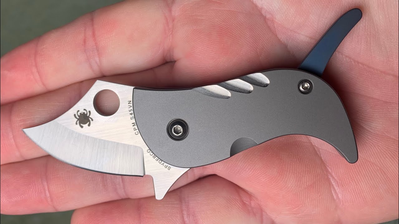 Sit! Cut! Good boy! Spyderco Pochi looks like a tail-wagging puppy