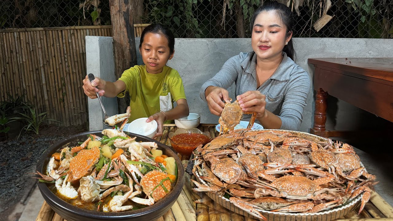 '' Tolerant girl cooking ''  Country girl Pich cook blue crabs - Yummy blue crab recipes