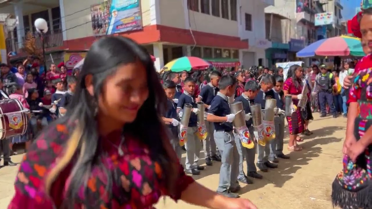 Presentación de Bandas Escolares, desfile 2023 Santiago Chimaltenango