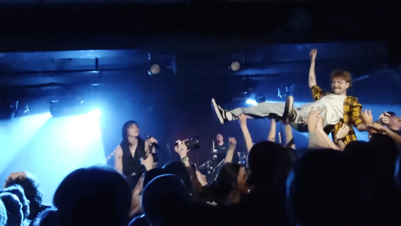Hot Milk (Live @ Trix, Antwerp - Belgium) 06-02-2026