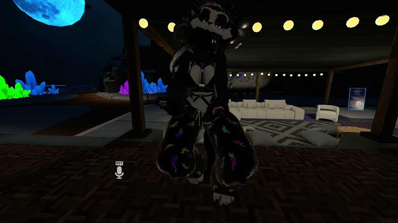 VRCHAT Furry thinks i am proximity chat