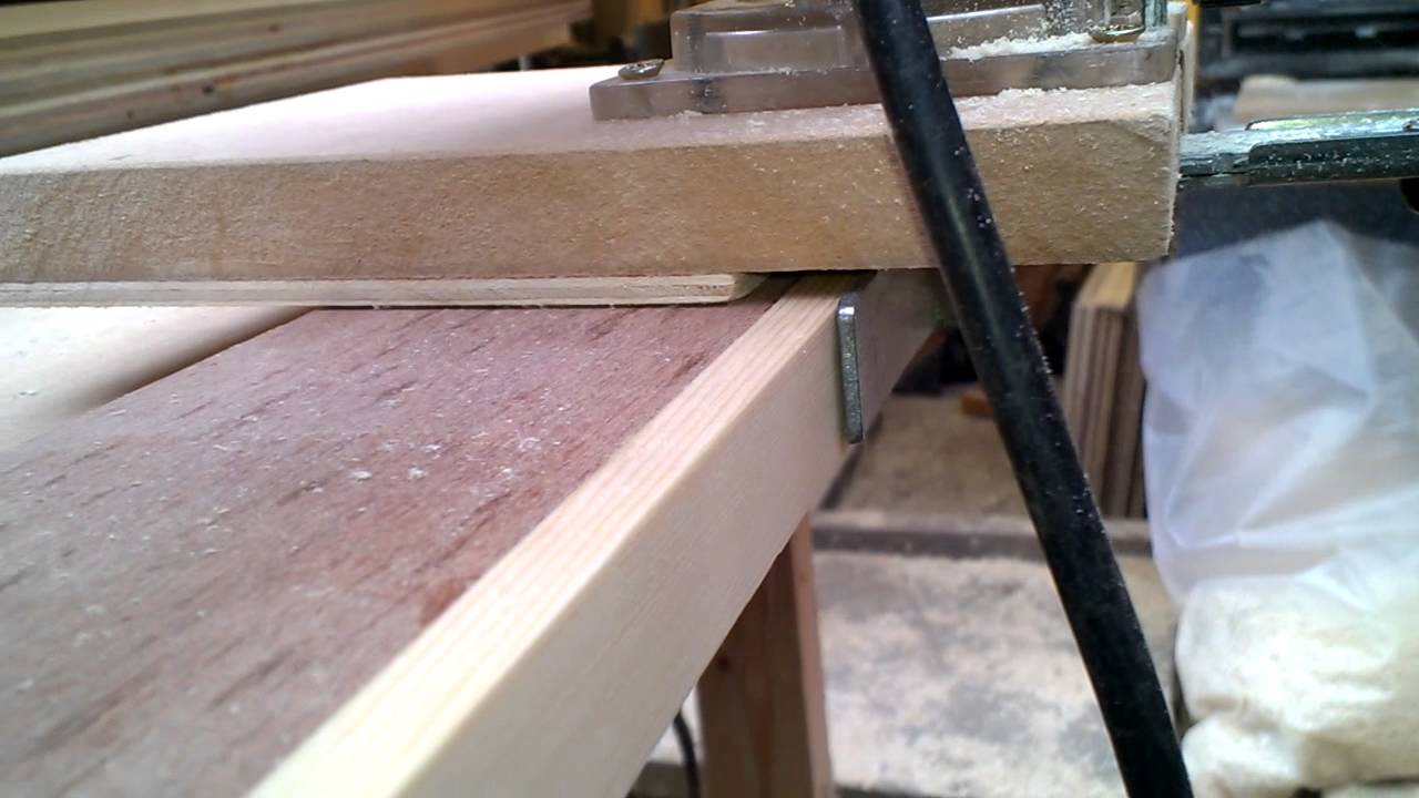 Trimming solid wood edging flush on plywood with a router trimmer & homemade jig