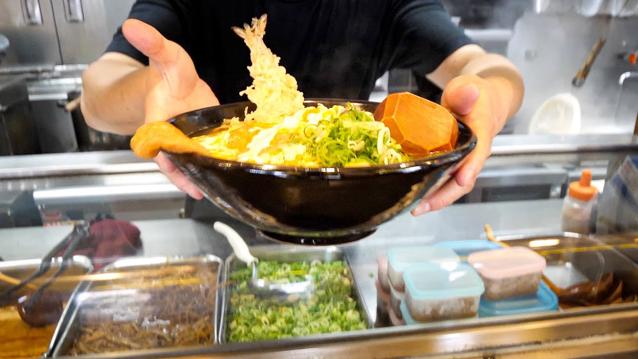 うどん3玉にご飯無料！！常識破りのとっておき特盛うどん店に密着丨Udon Noodles in Osaka