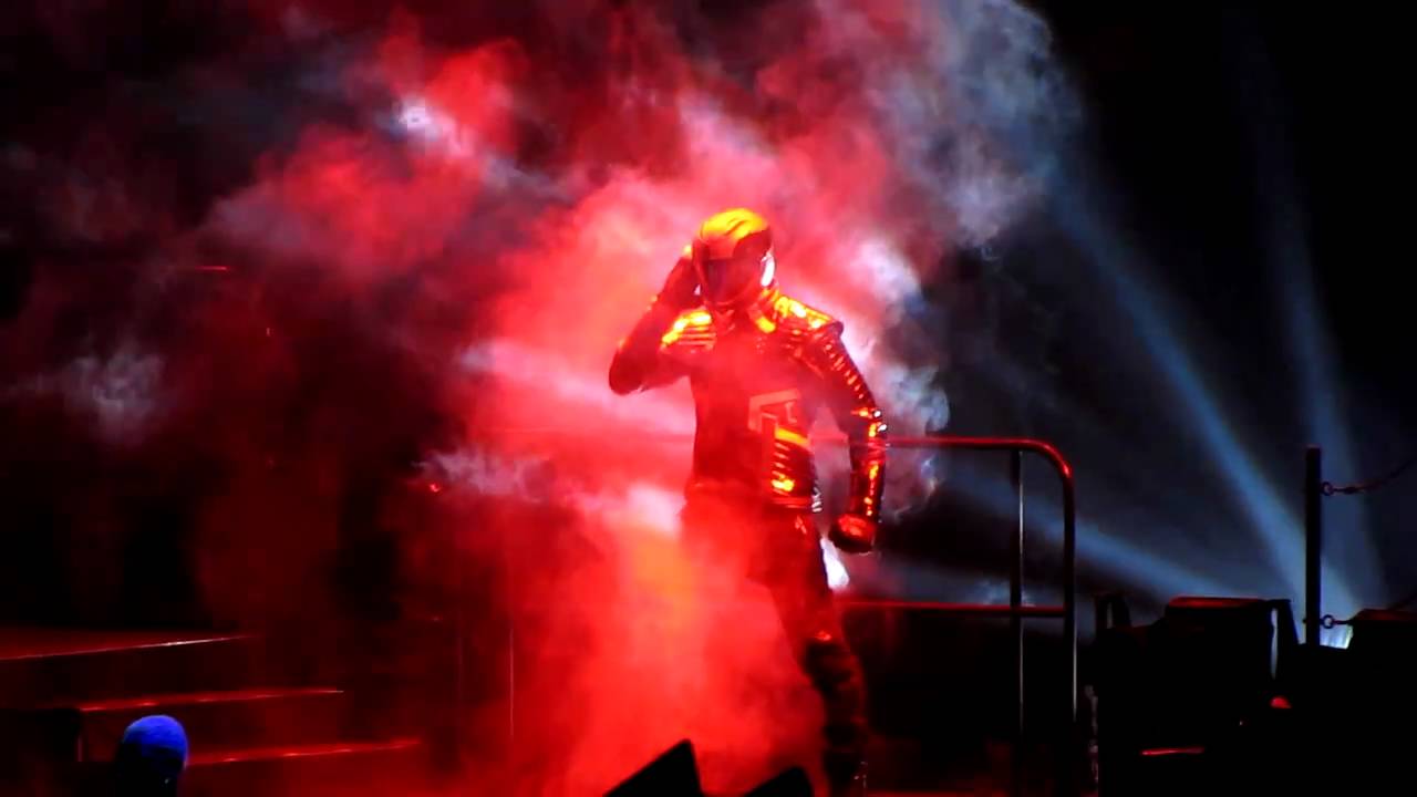 Usher Konzert in Hamburg 05.03.2011 video 1