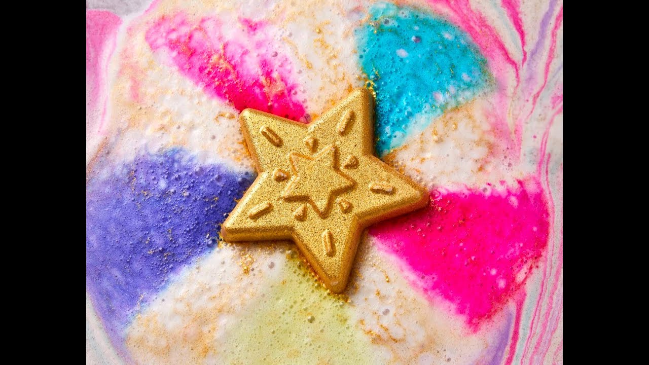 12 Days of Christmas Lush's Star of Wonder Bath bomb - Bombed out.