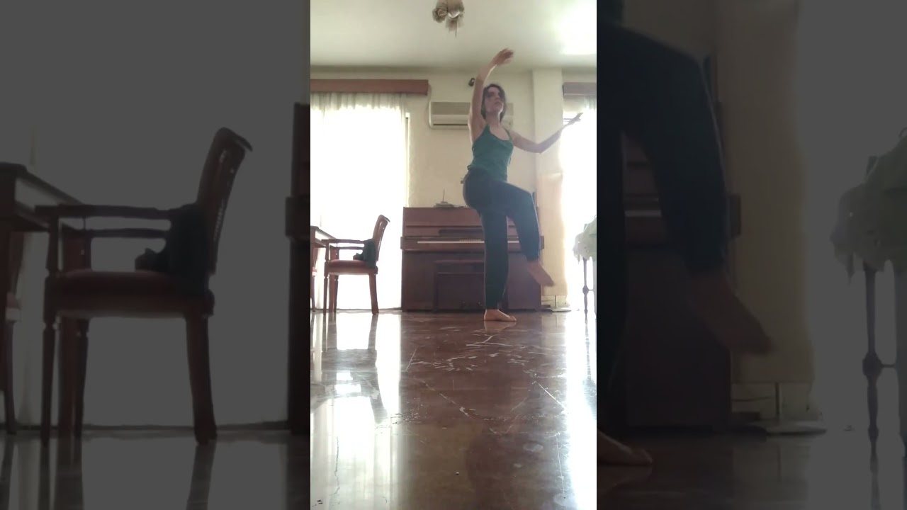 Mantalena Karavatou Video