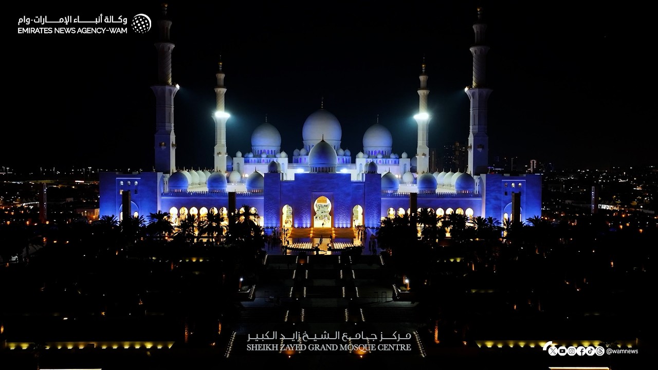 أكثر من 100 ألف مصل يحيون ليلة السابع والعشرين من رمضان في مركز جامع الشيخ زايد الكبير